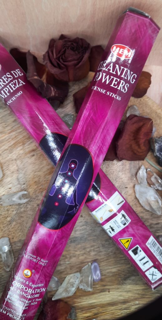 CLEANING POWERS - HEM - ENCENS