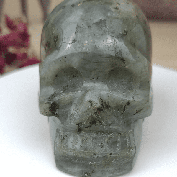 labradorite crâne sculpté