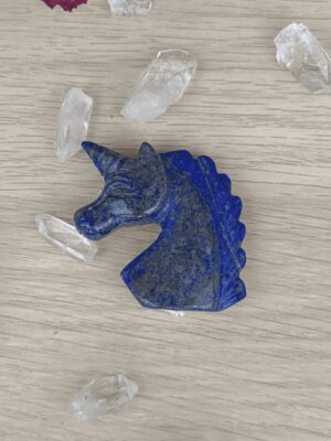flamme d'énergie, lapis lazuli, pierre naturelle