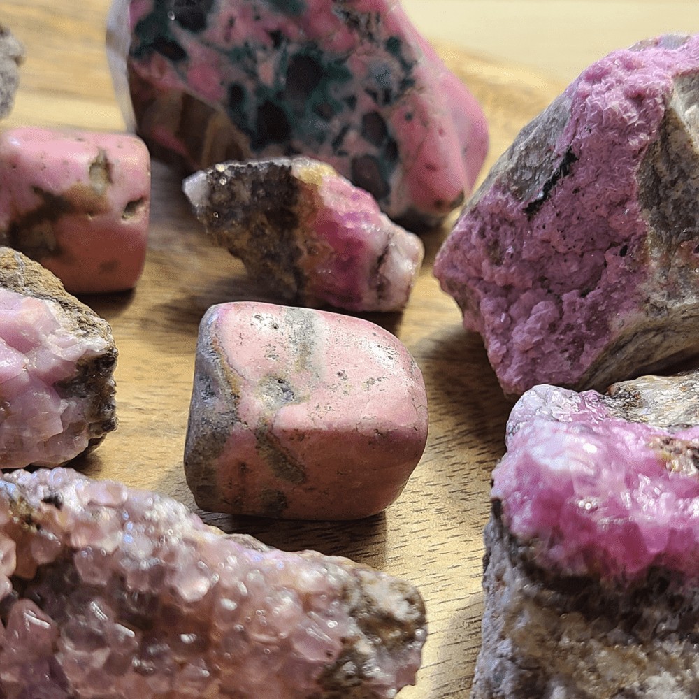 Cobaltocalcite pierre roulée cubique