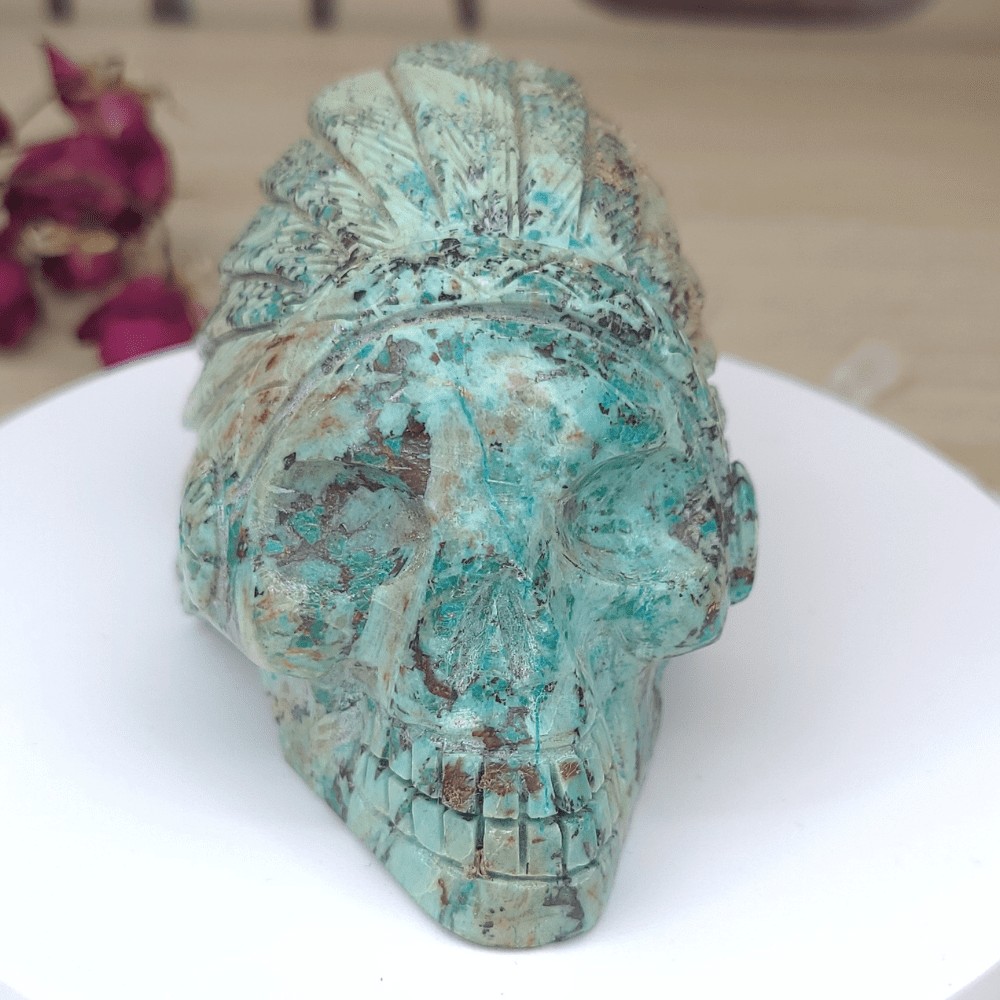 Crâne en chrysocolle pierre naturelle bleue
