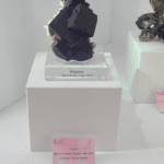 exposition de minéraux - fluorite Italie