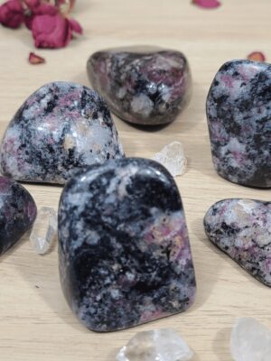 galet eudialyte