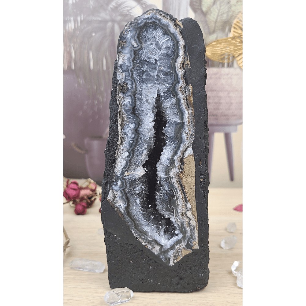 Améthyste sur agate Brésil Géode