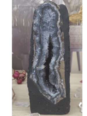 Améthyste sur agate Brésil Géode - 97