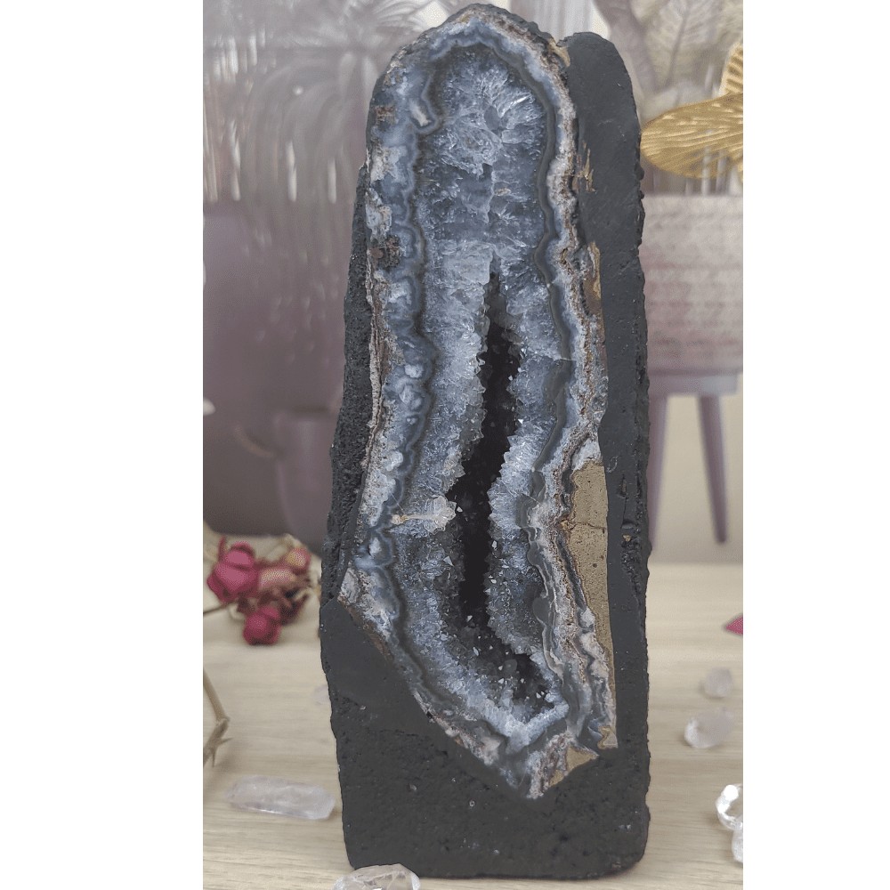 Améthyste sur agate Brésil Géode - 97