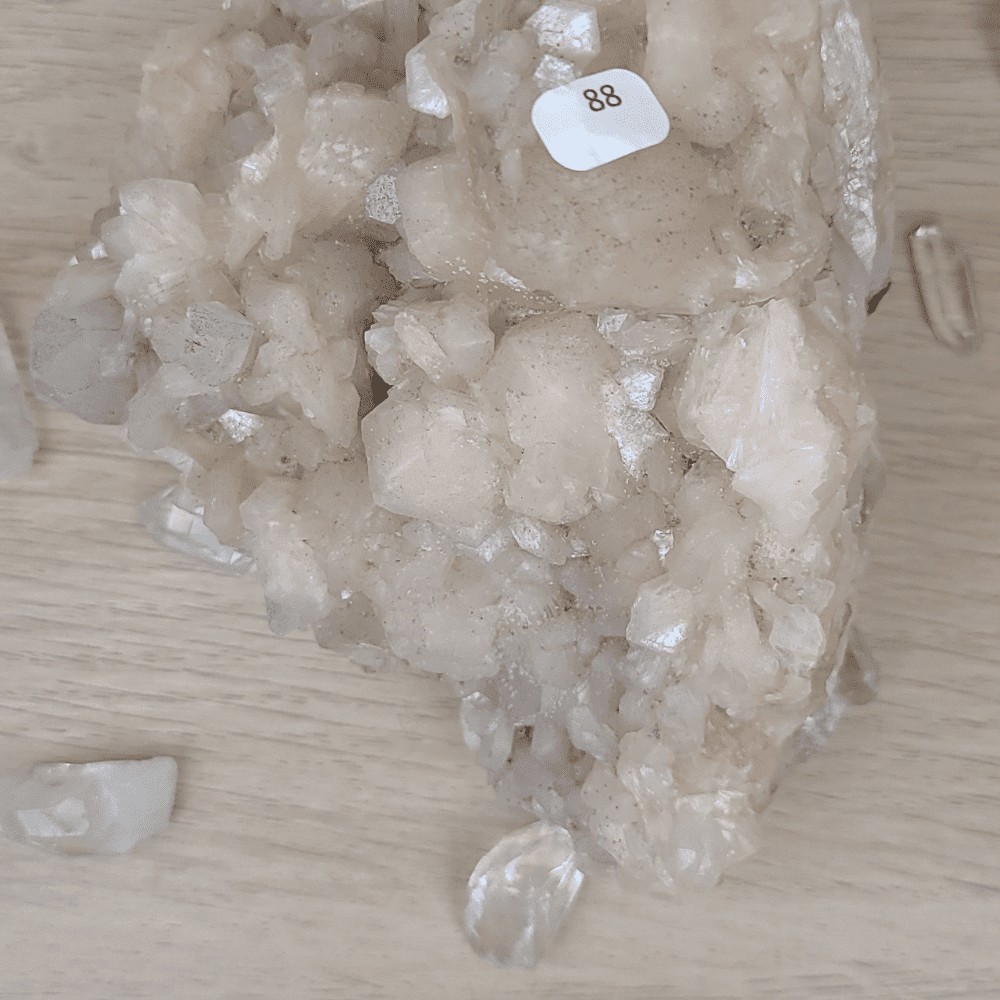 Apophyllite 920grammes - 88
