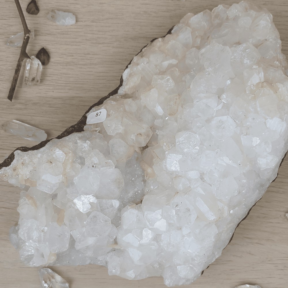 Pierre naturelle boutique d'articles ésotériques et énergétiques -Apophyllite Inde - Stilbite crème -87