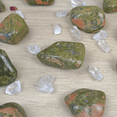 Unakite - feldspath épidote et quartz - galet