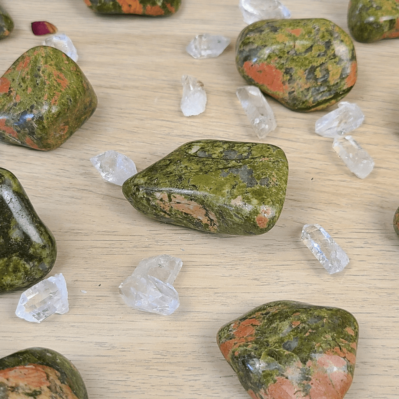 Unakite - feldspath épidote et quartz - pierre roulée XL