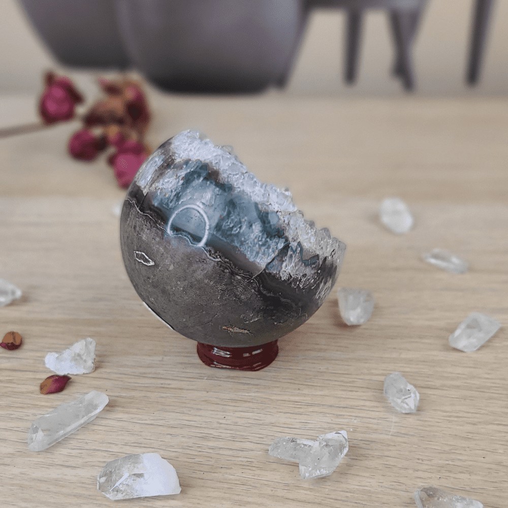 Géode d’Améthyste Uruguay N°135 Sphère Quartz