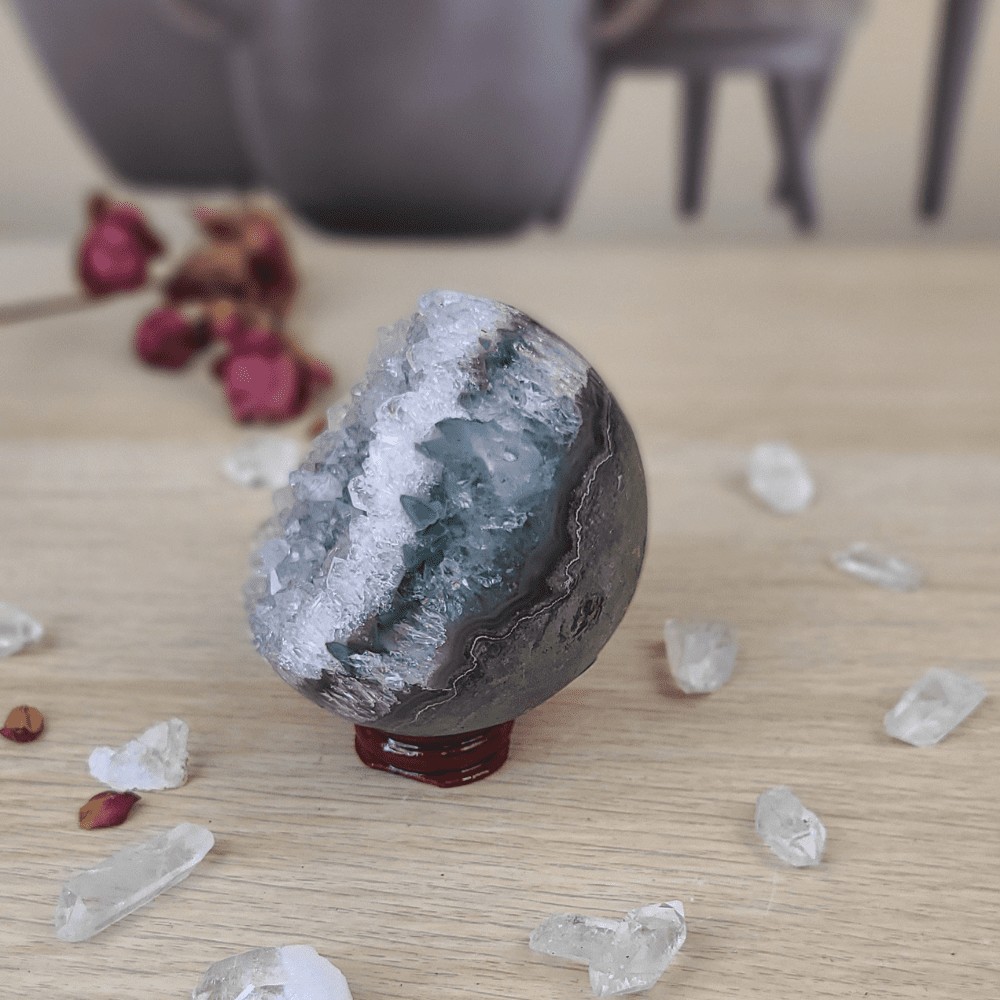 Géode d’Améthyste Uruguay N°135 Sphère Quartz