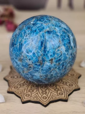 Apatite-bleue-sphère-1
