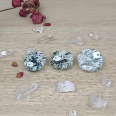 worry stone agate arbre