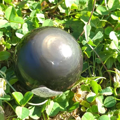 Obsidienne-sphere-oeil-céleste-Pierre-naturelle-de-protection-Mexique-95-Nature-modern-witch-magie