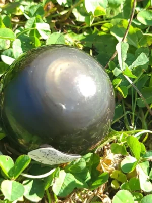 Obsidienne-sphere-oeil-céleste-Pierre-naturelle-de-protection-Mexique-95-Nature-modern-witch-magie