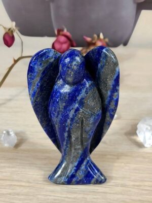 Ange en pierre naturelle lapis lazuli 7cm