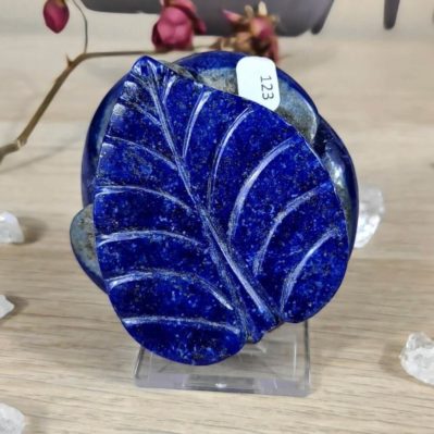Lapis lazulis rose et feuille - 123 - pierre naturelle