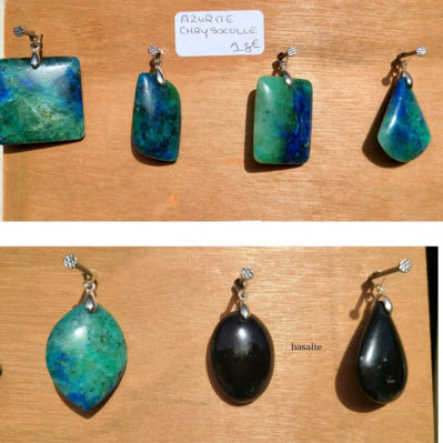 Pendentif azurite chrysocolle et basalte 25 à 31