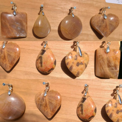 Pendentifs pierres de lune pêche orange 46 à 52