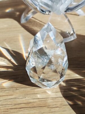 pointe flamme facette cristal de roche pièce d'exception