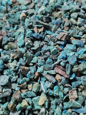 Éclats de Chrysocolle naturelle roulés 5–15 mm, nuances bleu‑vert, pochon 50 g