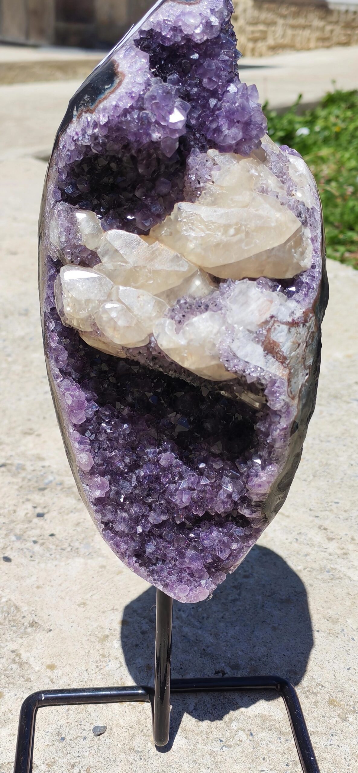 VUE PIERRE SOCLE AMETHYSTE