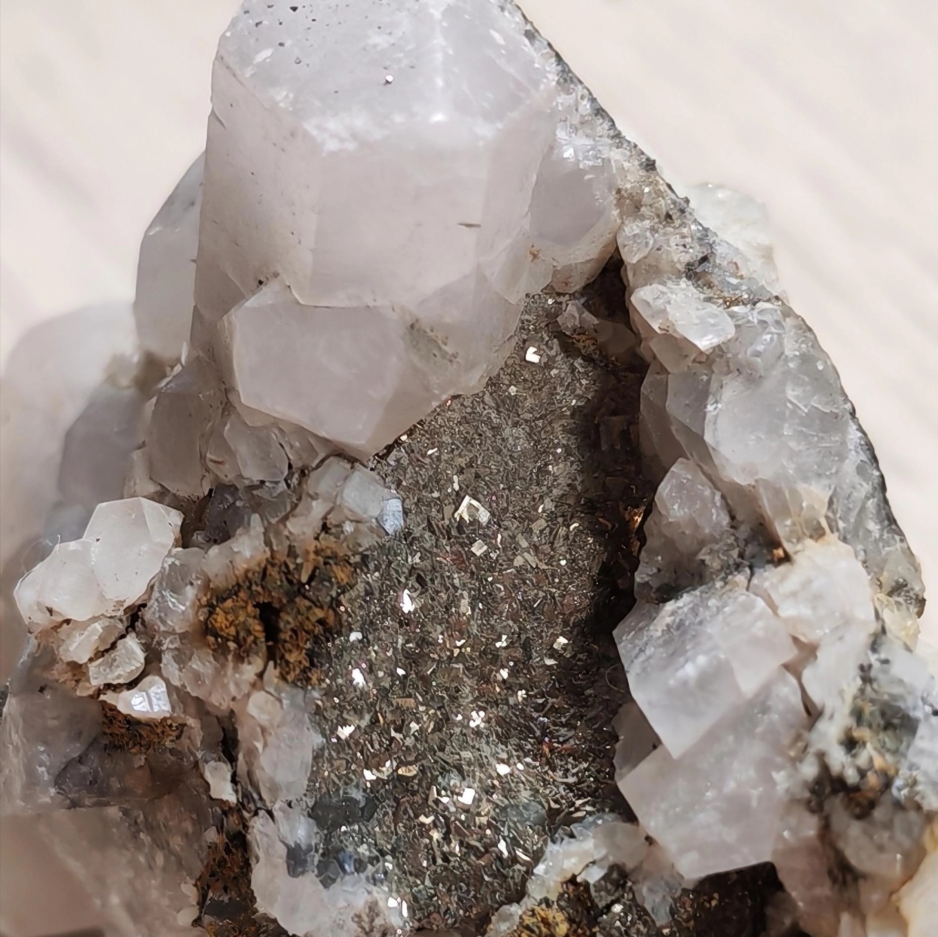 Aragonite et pyrite du Maroc – cristallisation naturelle el hamman