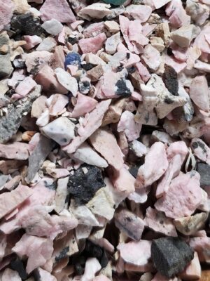 chips de pierres naturelle rhodonite brute copeaux